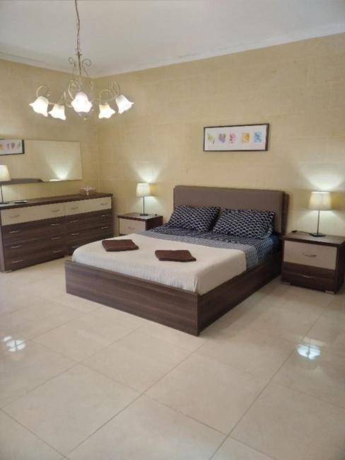 Denis Homestay