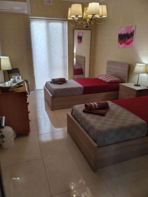 Homestay Denis *